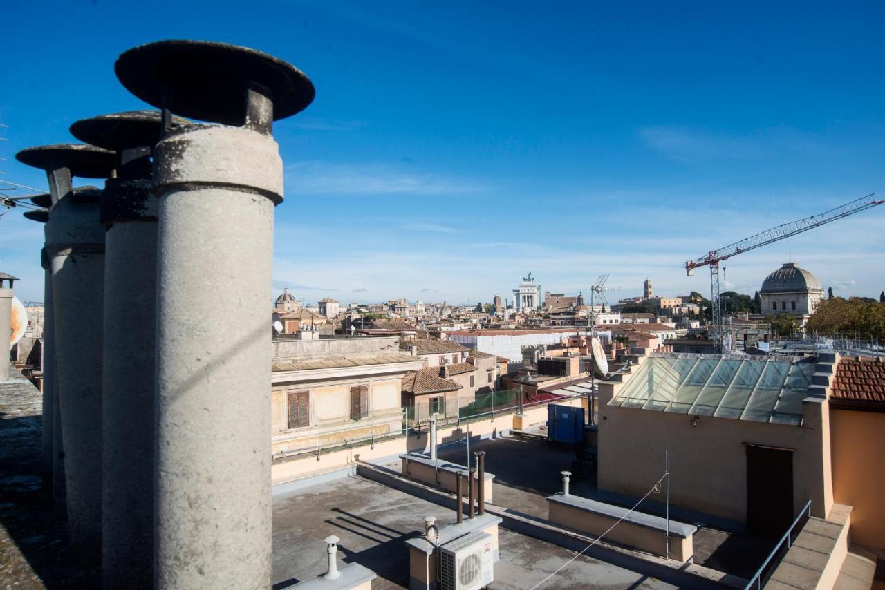 Апартаменты Dimora San Bartolomeo - Design, Panoramic View & Culture Рим Экстерьер фото